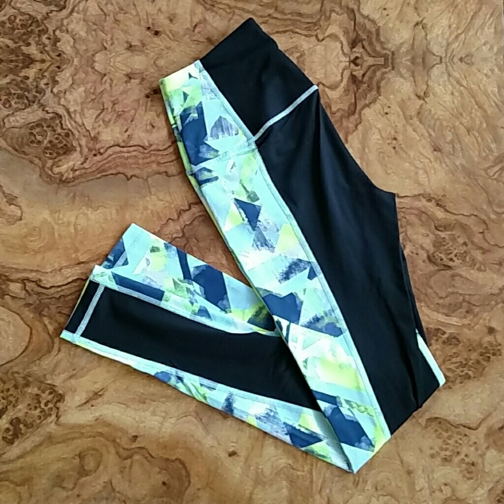 High waisted leggings NWOT - Picture 5 of 5